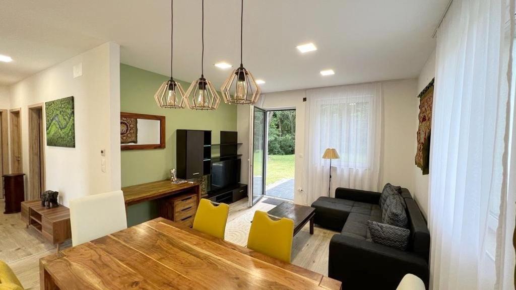 Alpok - Spirit Apartman Park Kőszeg 外观 照片